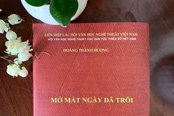 'Mở mắt ngày đã trôi'