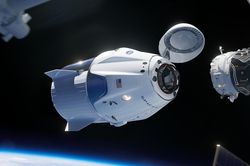 Để sống sót, SpaceX cần một lần phóng thành công