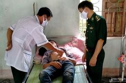 Cứu sống nam thanh niên vùng biên Nghệ An ăn lá ngón tự tử