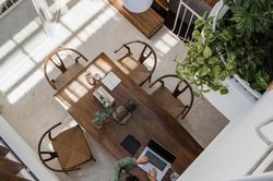Ngôi nhà và cảm hứng 'những tia nắng xuyên qua kẽ lá'