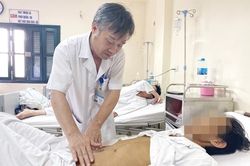 Thủ phạm khiến người đàn ông đau hạ sườn phải, sốt cao