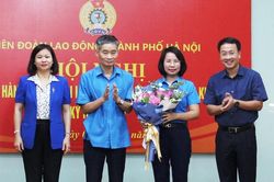 Bà Bùi Huyền Mai được bầu giữ chức Chủ tịch Liên đoàn Lao động TP Hà Nội
