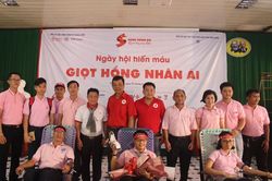Kiên Giang khởi động Hành trình Đỏ sôi nổi sau dịch COVID-19