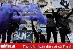 Đụng độ nổ ra giữa người biểu tình và cảnh sát tại Bỉ, Anh