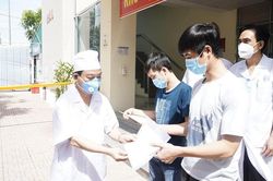 Việt Nam đã chữa khỏi 49/50 bệnh nhân COVID quốc tịch nước ngoài