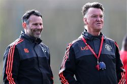Ryan Giggs bị ảnh hưởng bởi Van Gaal nhiều hơn Sir Alex