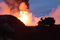 Nga bắn đạn pháo chống tăng vào giếng dầu để dập lửa