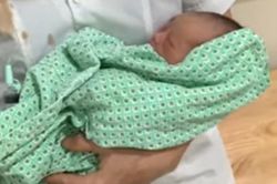 Xót xa bé sơ sinh bị bỏ rơi 3 ngày giữa trời nắng gắt