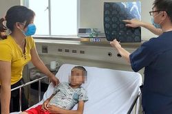 Bác sĩ BV Nhi TW khuyến cáo: Nắng nóng gia tăng các ca mắc viêm não ở trẻ nhỏ