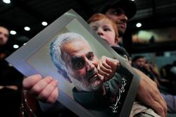Iran sẽ hành hình gián điệp báo tin cho CIA để giết tướng Soleimani