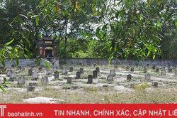 Hơn 1.000 ngôi mộ vô chủ ở xã vùng biển Hà Tĩnh được quy tập về nghĩa trang tập trung