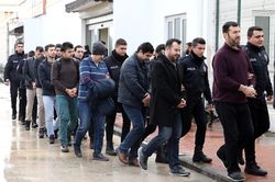 Thổ Nhĩ Kỳ ra lệnh bắt giữ 275 người bị nghi liên quan giáo sỹ Gulen