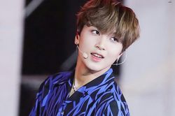 Trước khi bị tố uống rượu say xỉn, Haechan (NCT) đã làm gì khiến sasaeng fan tức giận báo thù?