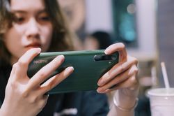 Ai bảo điện thoại 'hạt dẻ' chơi game không ngon, nhìn qua Realme 6i là biết ngay