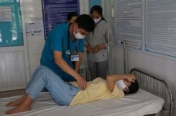 Phạt 3 cơ sở bán đồ chay gần 200 triệu đồng vì khiến 230 người bị ngộ độc