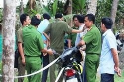 Đến đón hai con đi chơi, bị chồng mới của vợ đâm tử vong