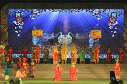 Huế hướng đến Festival bốn mùa: Bước đi thận trọng để khả thi hơn