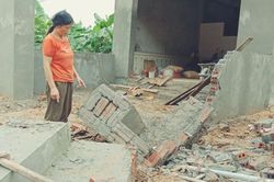 Dự án san lấp gây ngập úng, lũ bùn khiến dân bức xúc