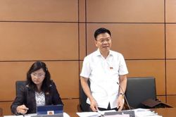 Bộ trưởng Lê Thành Long: Chỉ cắt dịch vụ điện, nước trong trường hợp rất đặc biệt