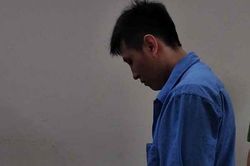 Bé gái 12 tuổi bị anh rể 'hờ' hãm hại tới sinh con