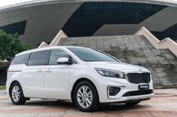 Giảm 50% lệ phí trước bạ, giá lăn bánh của Kia Sedona còn bao nhiêu?