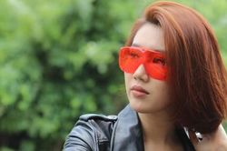 Thúy Ngân 'lột xác' trên phim trường hành động