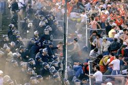 Thảm họa Heysel đã cách ly bóng đá Anh ra sao?