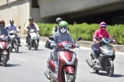 Sau trận 'mưa vàng', Hà Nội nắng nóng gay gắt trở lại