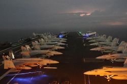 Tàu sân bay 'đắt kỷ lục' của Mỹ gặp sự cố khiến toàn bộ máy bay không thể cất cánh