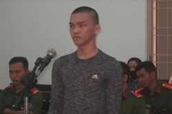 Sát hại mẹ và em trai sau khi sử dụng ma túy