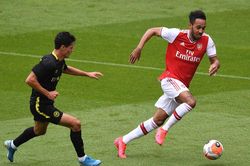 Arsenal thua sốc đội hạng nhất trong trận giao hữu