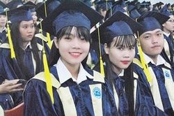 Xét tuyển đại học bằng học bạ - lợi hay hại?
