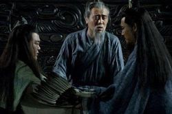 Trước khi chết, Lưu Bị đã nhìn thấu dã tâm của Gia Cát Lượng bằng khổ nhục kế này