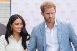 Lí do Meghan Markle và Kate Middleton liên tục đeo hoa tai rẻ tiền