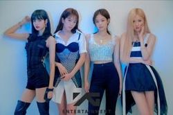 Minh chứng cho sự 'nghèo rớt mồng tơi' của YG: Phí nâng cấp tài khoản Weibo cho BlackPink phải… để Blink 'trả hộ'