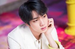Các chỉ số khoa học chỉ ra gương mặt Jin (BTS) đạt tới độ hoàn hảo gần như tuyệt đối