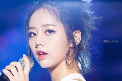 Yoona và những thần tượng hát live dở tệ