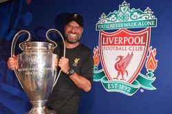 McManaman tin Klopp sẽ rời Liverpool tới Bayern