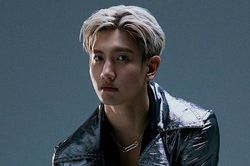 Changmin TVXQ lo sợ lấy hết can đảm viết thư cho fan về chuyện cưới vợ