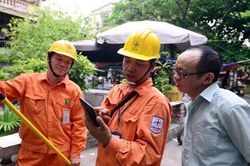 Tiền điện: Vì sao tăng gấp 5 lần nhưng chỉ giảm 'đồng giá' 68.000 đồng?