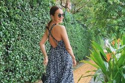 Muôn sắc váy đầm tràn ngập street style của mỹ nhân Việt ngày nắng