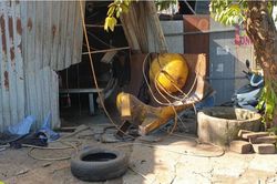 Bình Dương: Nổ bình khí nén, người vá lốp xe tử vong thương tâm