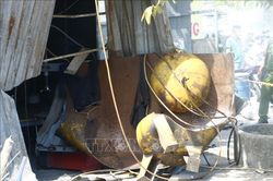 Nổ bình khí nén, người vá lốp xe tử vong