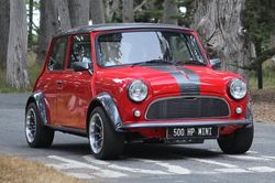 'Bé hạt tiêu' Mini Cooper được độ bản siêu khủng 500 mã lực