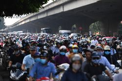 'Hà Nội xô bồ, nhếch nhác, đôi khi thô tục'