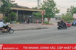 Hàng loạt phương tiện đi ngược chiều trên đường Hàm Nghi, TP Hà Tĩnh