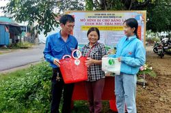 Tuổi trẻ TP Bảo Lộc ra quân chống rác thải nhựa