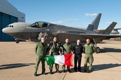 Italy đặt mua thêm tiêm kích F-35