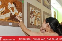 Sinh viên Đại học Hà Tĩnh gắn tranh gạo gây quỹ 'Đường đến giảng đường đại học'