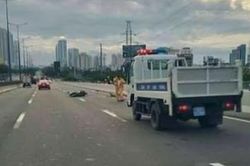 Người nước ngoài tử vong khi chạy ngược chiều trong làn ô tô